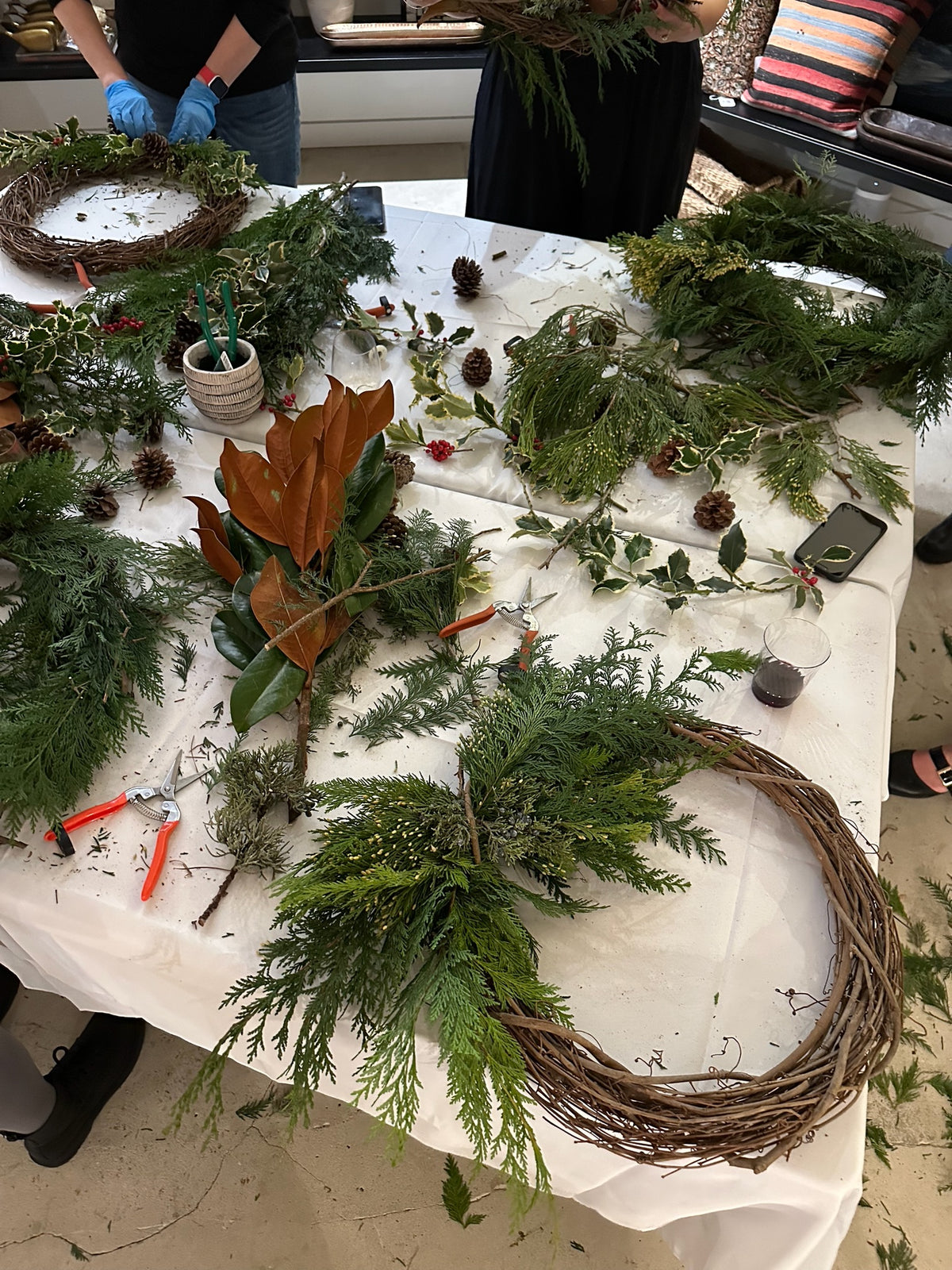 Wreath Making Workshops :: December 2, 6, 9 & 10
